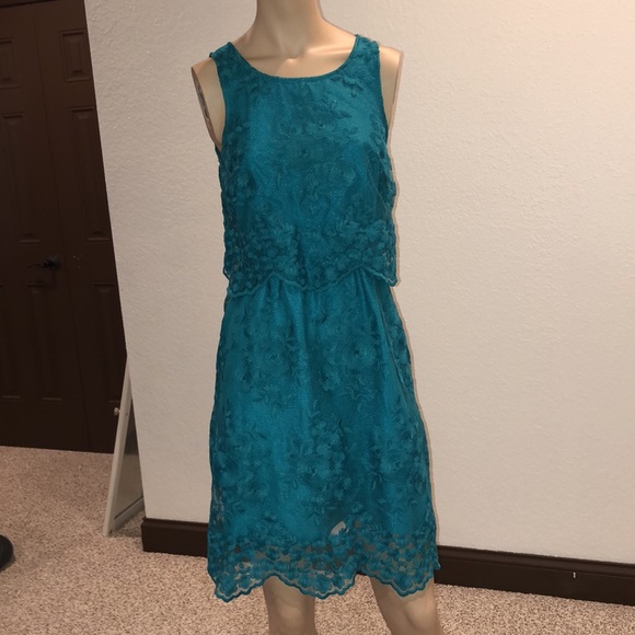 Kensie Lace Jade Green Dress size Small - Picture 1 of 7